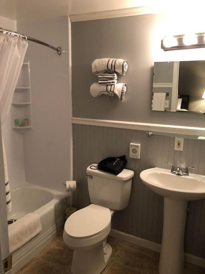 Oakes Oramel Inn Екстериор снимка
